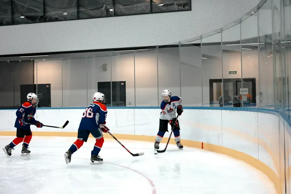 **Flames Defenseman Activation: Pinching, Joining Rush & Offensive Zone Strategy**